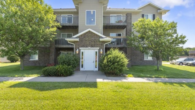 River Ridge Apartments