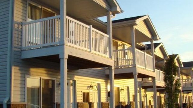 Cobblestone Apartments