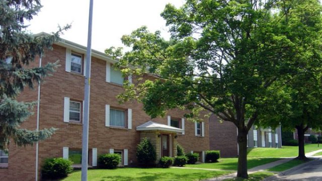 Wildwood Manor, Dubuque