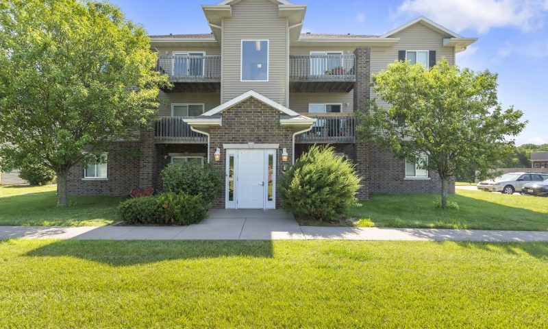 01-102-2301-University-Dr 01-102-2301-University-Dr