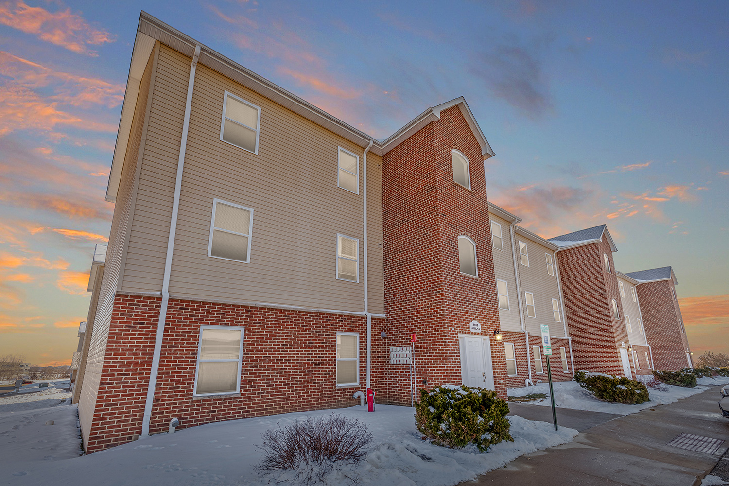 Exterior-Photo