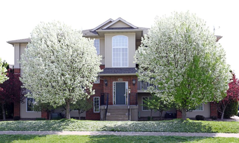 eagles-crest-apartments-davenport-ia-buildingk